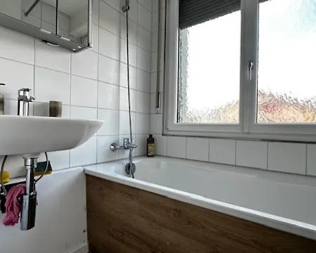 Coucouning Ou Privées Espaces Communs à Partager Apartamento Monthey